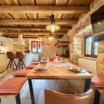 House Ursa With Heated Pool * Pinezići