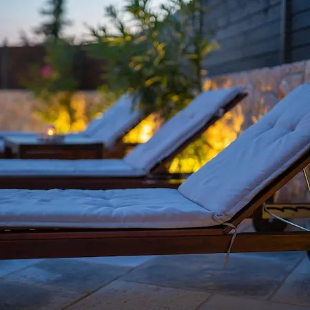 House Ursa Venkovský dům Pinezići