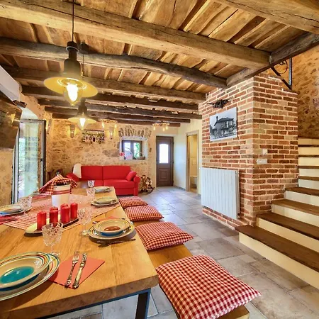 Landsted House Ursa With Heated Pool