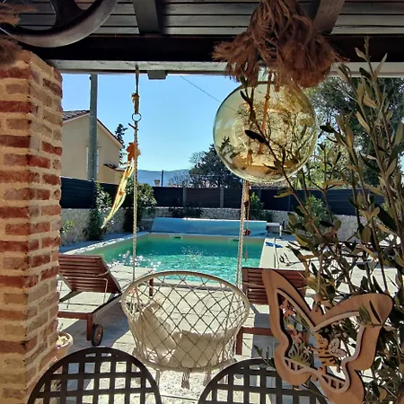 Landsted House Ursa With Heated Pool *