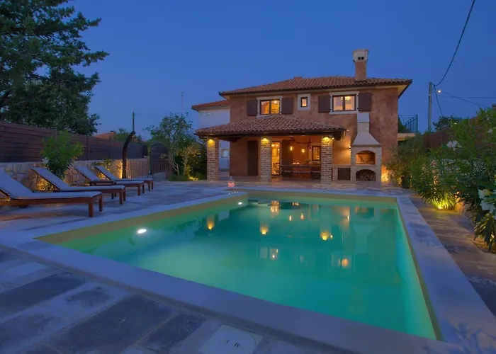 Casă la țară House Ursa