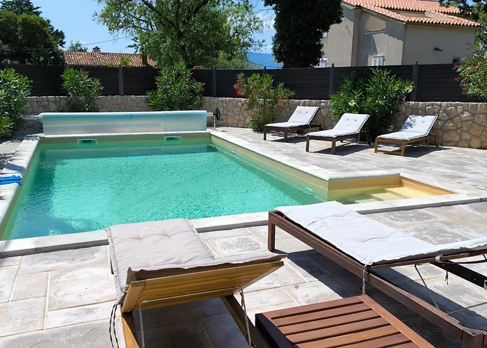 Casă la țară House Ursa