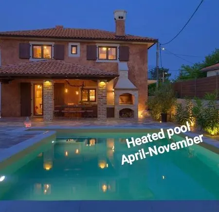 House Ursa Landhaus Pinezići