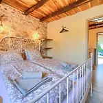 Séjour à la campagne House Ursa With Heated Pool Pinezići